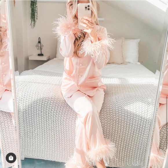 NADINE MERABI BABY PINK SILK 2 PIECE OUTFIT - Picture 4 of 9